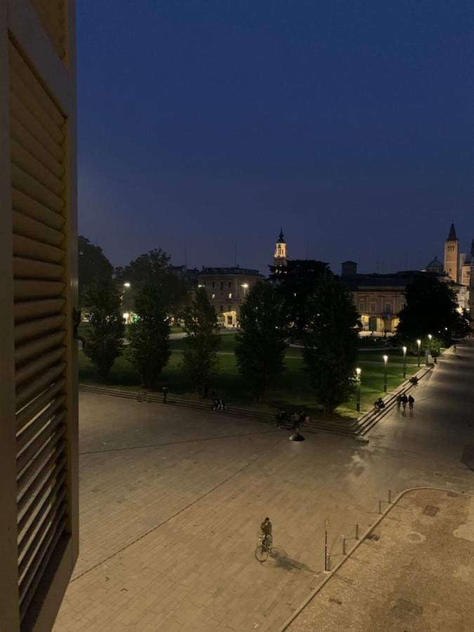 Il Borgo Appartamento Luca Parma Luaran gambar