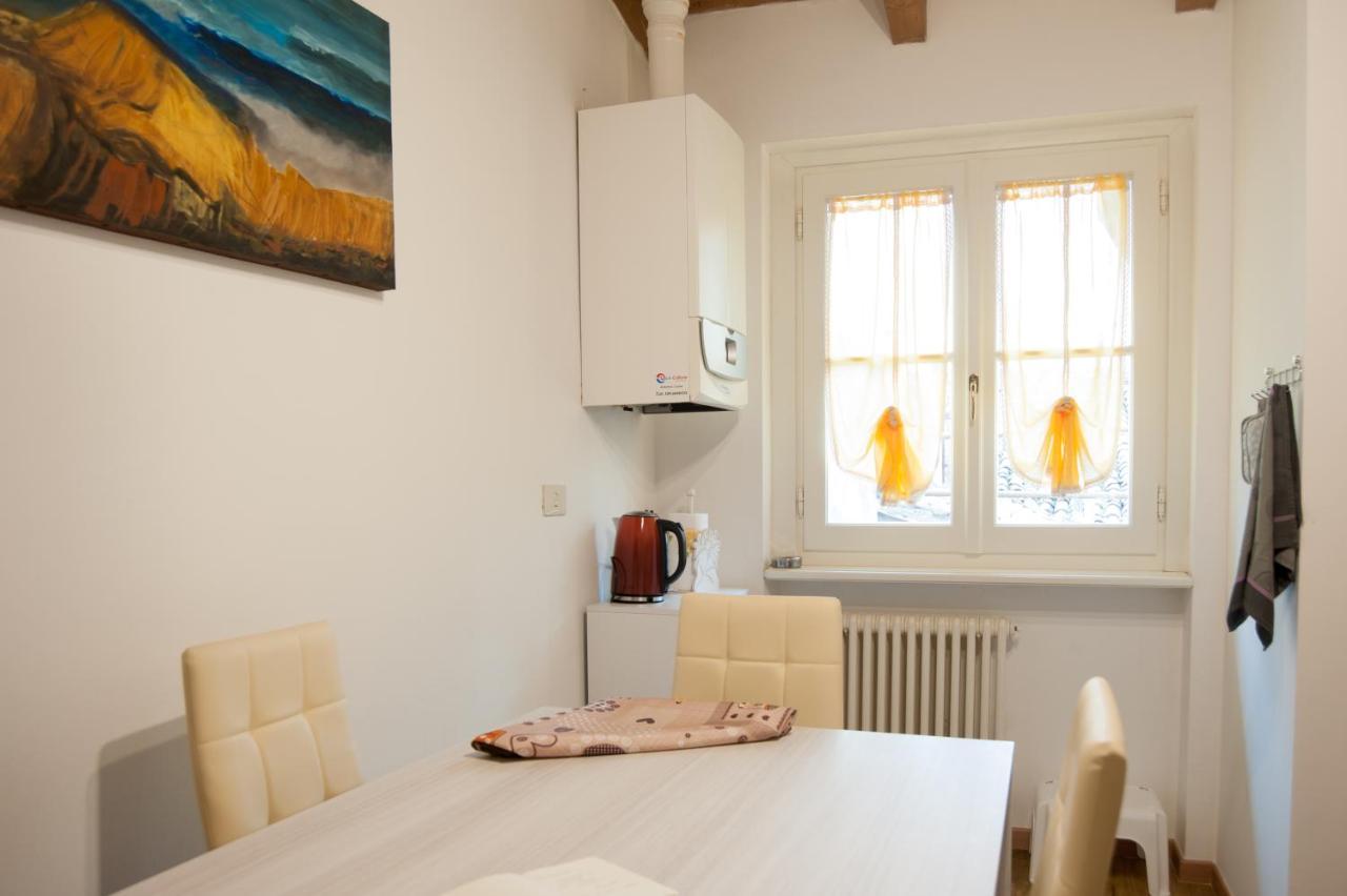 Il Borgo Appartamento Luca Parma Luaran gambar