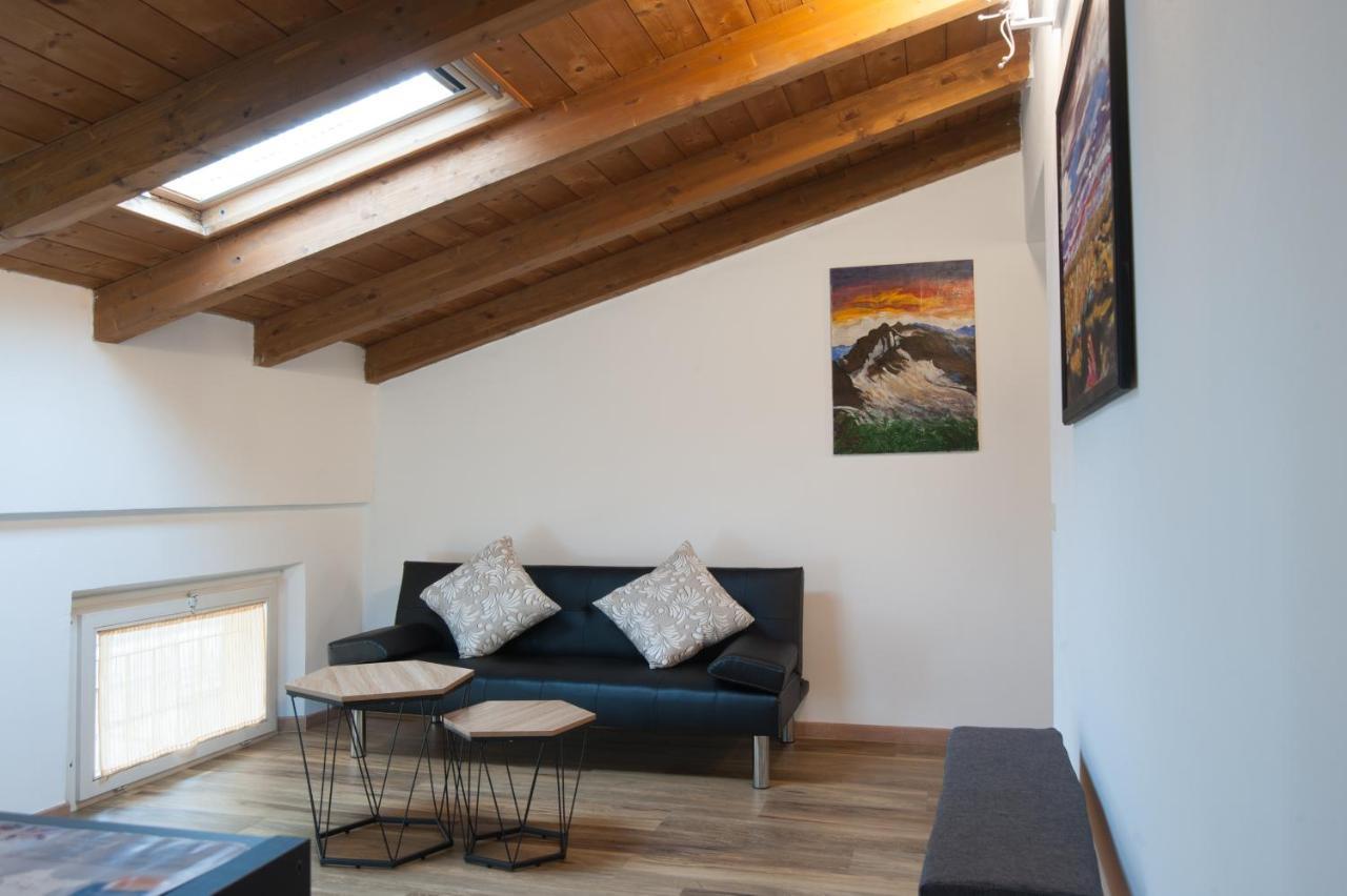 Il Borgo Appartamento Luca Parma Luaran gambar
