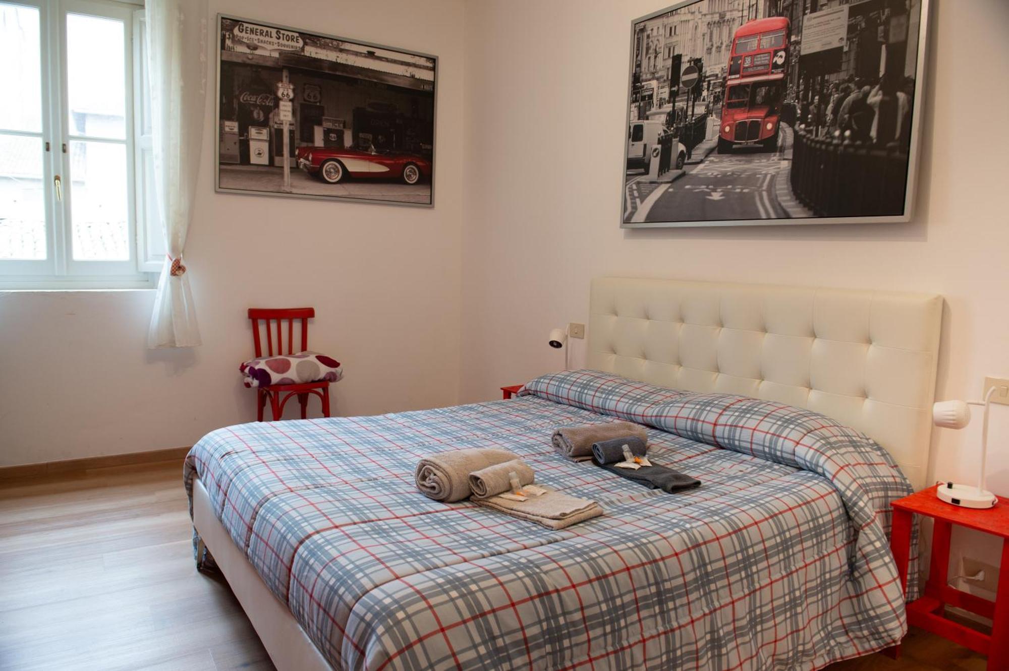 Il Borgo Appartamento Luca Parma Luaran gambar